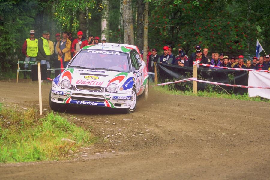 Toyota Corolla WRC 1998 года  (фото 2 из 3)